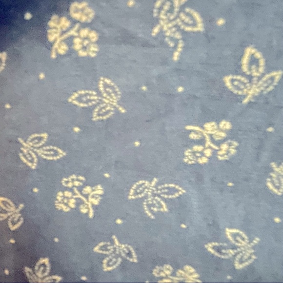 Floral Halter Tie front crop top - Picture 4 of 4